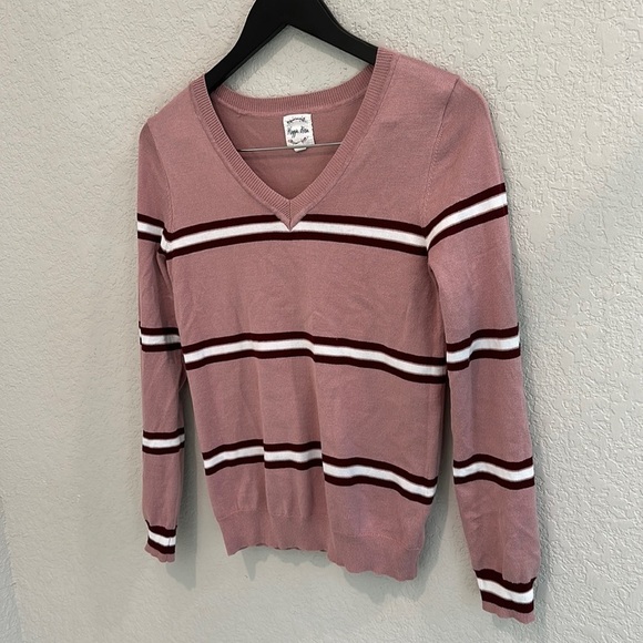 Hippie Rose Long sleeve cotton  V neck sweater size M - Picture 2 of 7